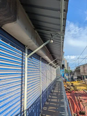 Shop/Showroom/Warehouse space for rent