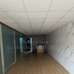 Shop/Showroom/Warehouse space for rent