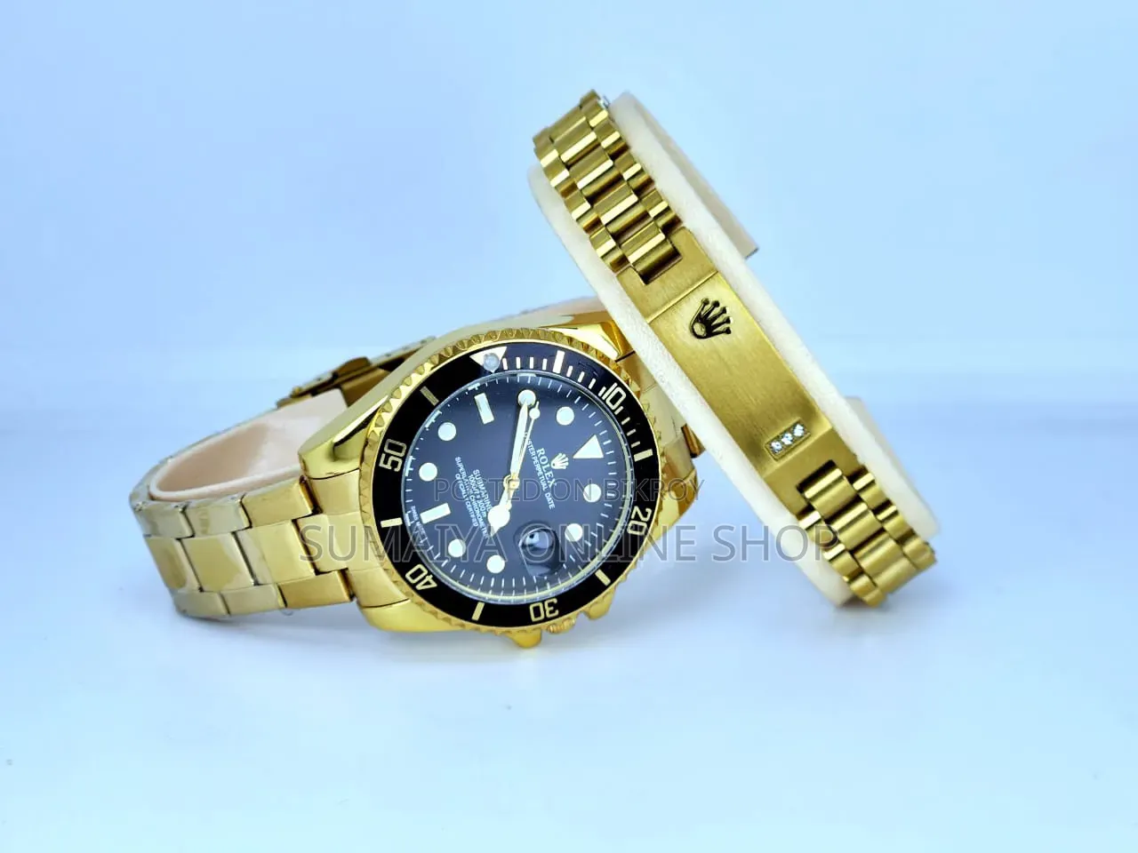 Rolex Submariner. Oyster Perpetual Datejust With Superlative.