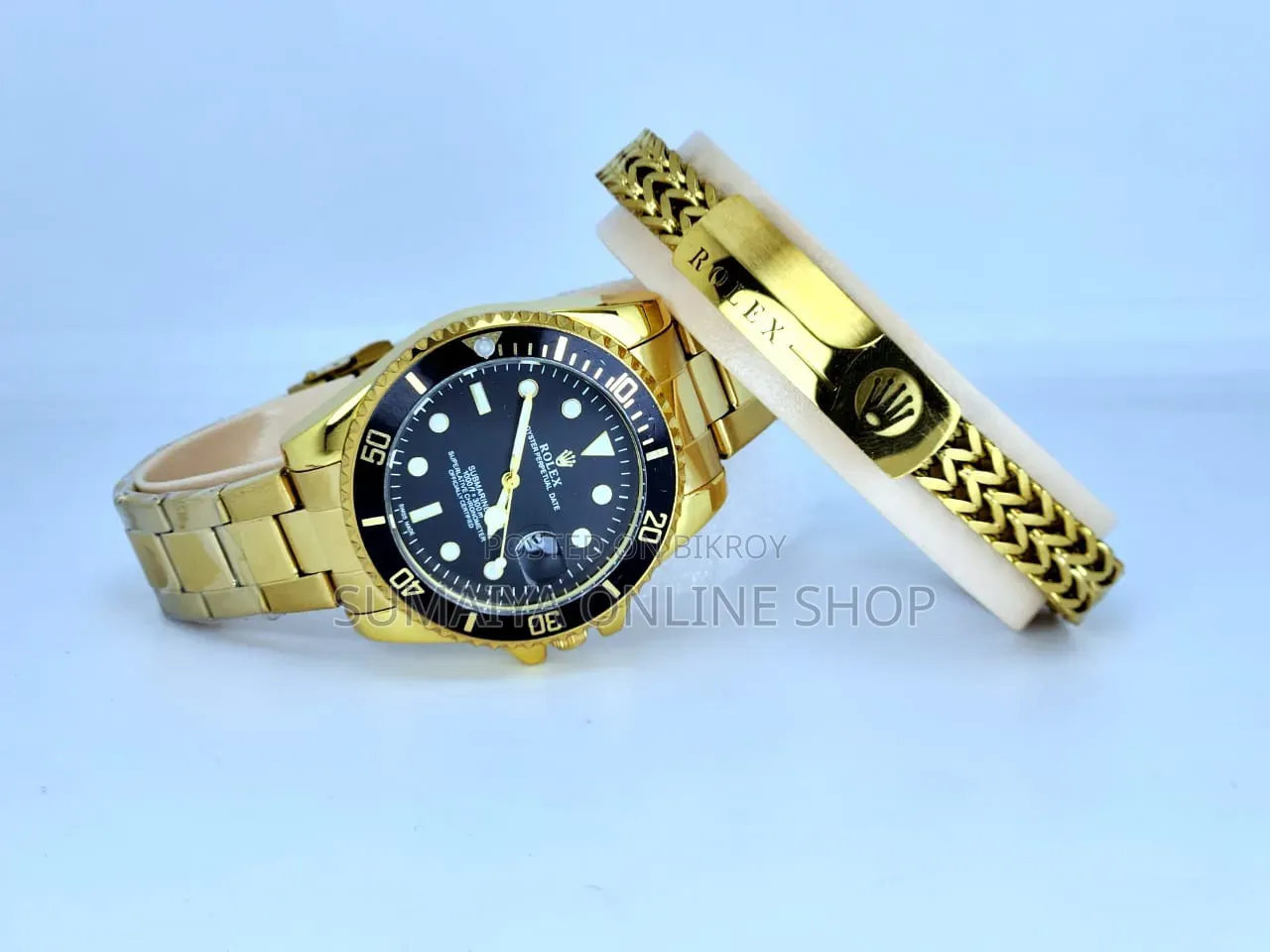 Rolex Submariner. Oyster Perpetual Datejust With Superlative.
