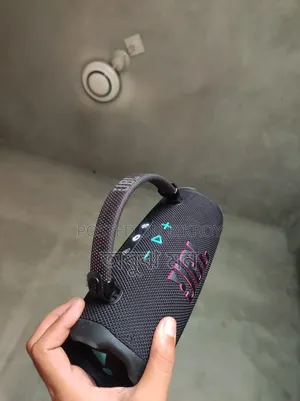 JBL Charge 6