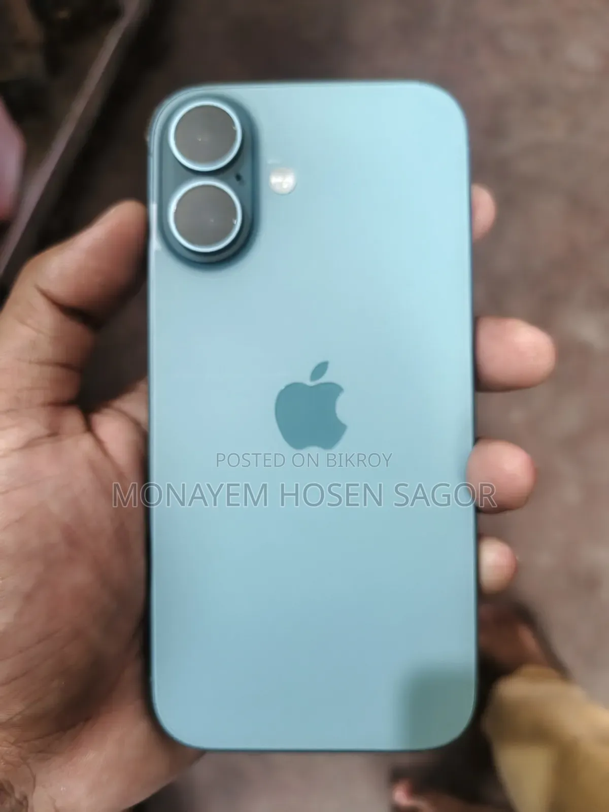New Apple iPhone 16 128 GB Blue