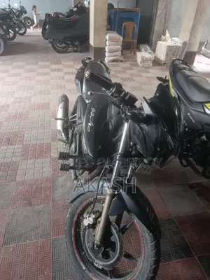TVS Apache RTR 160 2V 2018 Black