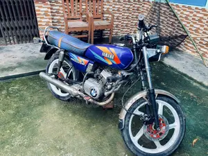 Yamaha 2001 Blue