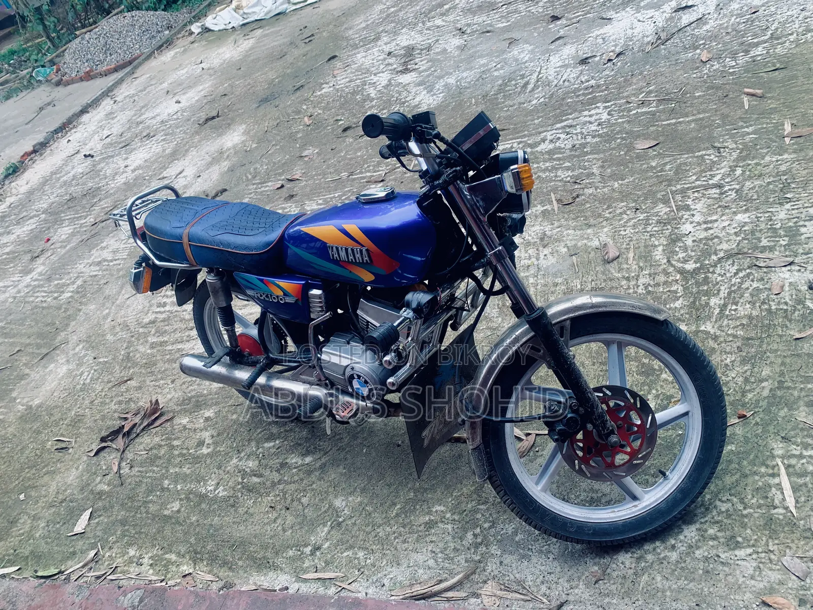 Yamaha 2001 Blue