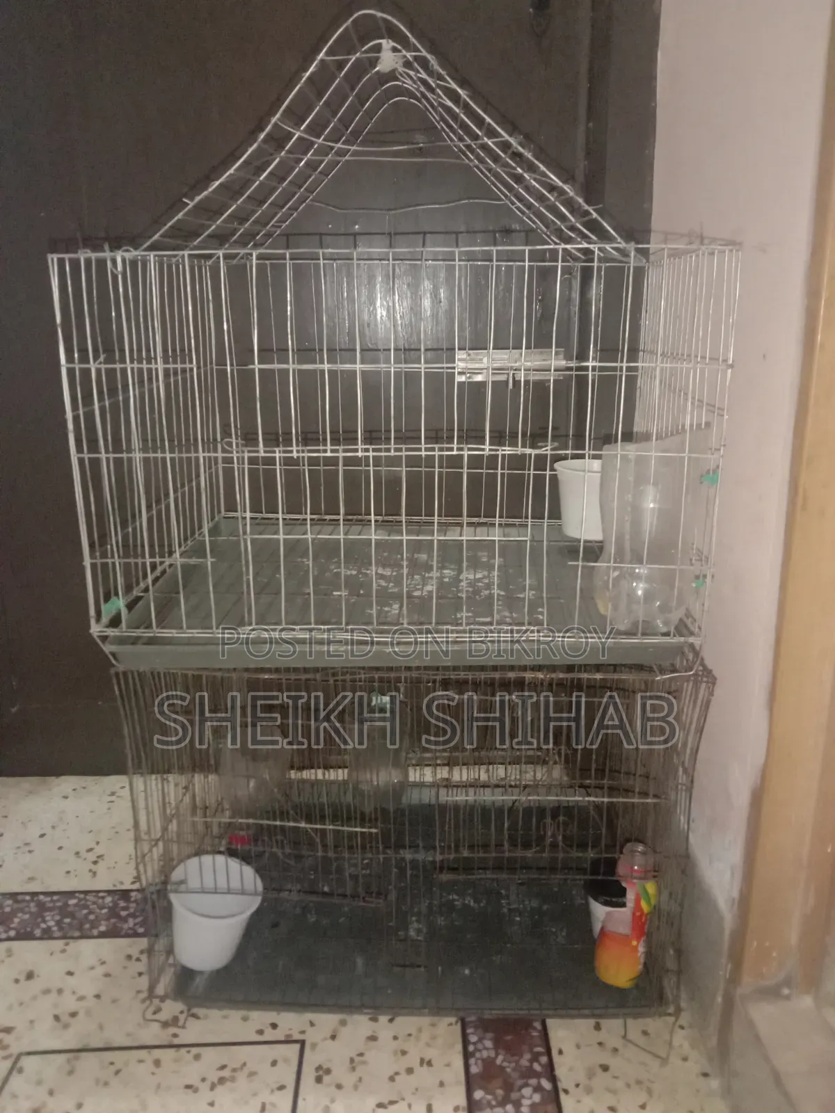 2 chicken cages with trays for sale.