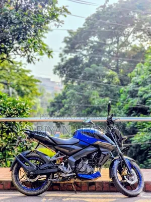 বাজাজ পালসার এনএস ১৬০ ২০২১ নীল