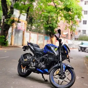 বাজাজ পালসার এনএস ১৬০ ২০২১ নীল