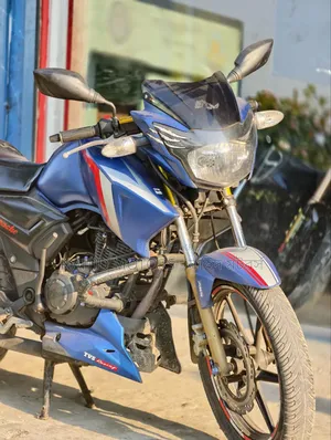 TVS Apache RTR 160 2V 2017 Blue