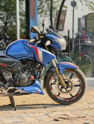 TVS Apache RTR 160 2V 2017 Blue