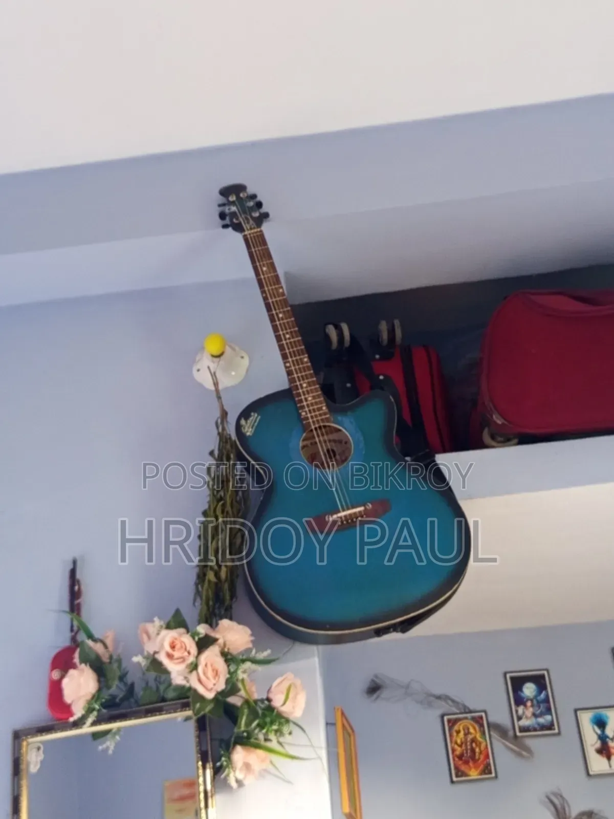 Signature, Made In Indian Model 265, Colour Blue.