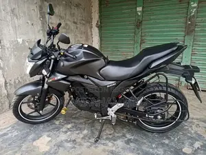 সুজুকি জিক্সার মনোটোন ২০২৪ ব্ল্যাক