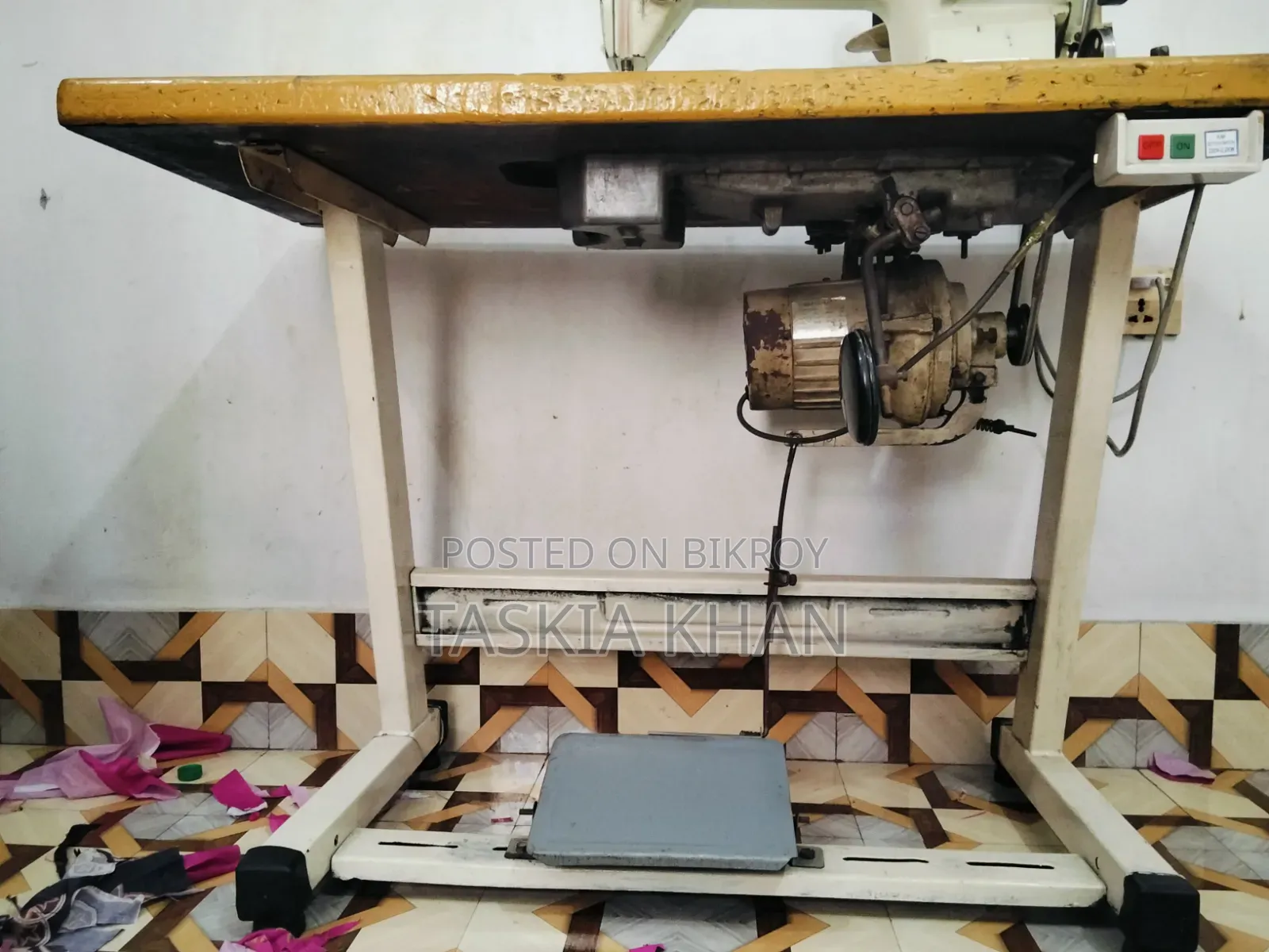 Industrial Single Needle Sewing Machine
