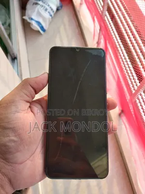 Realme 128 GB Blue