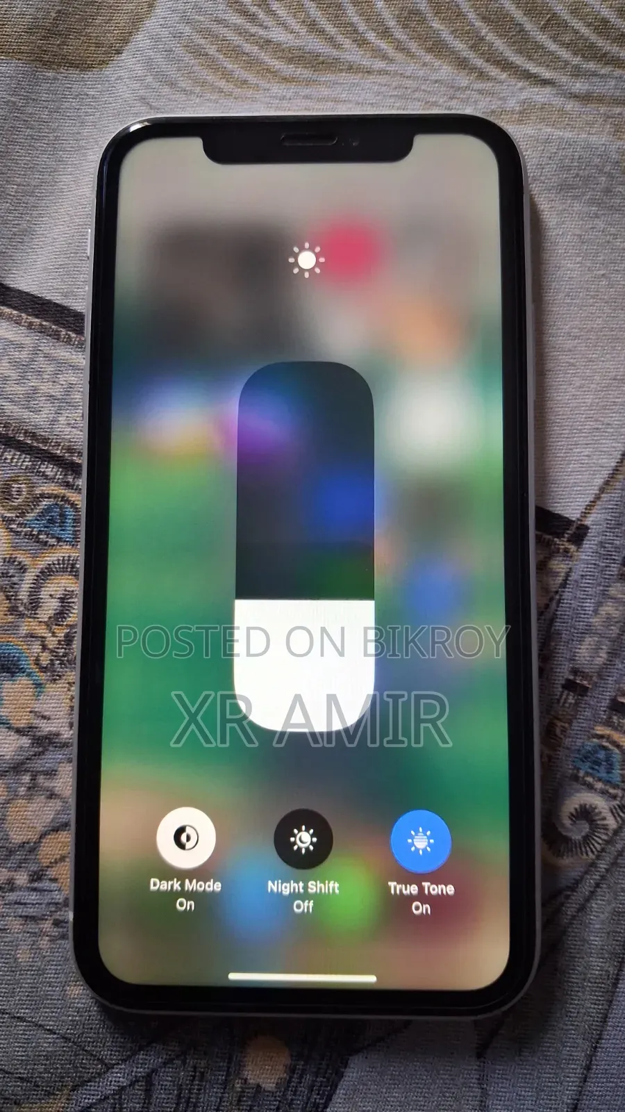 New Apple iPhone XR 64 GB White