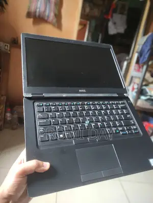 Laptop Dell Latitude 5480 8GB Intel Core I5 SSD 256GB