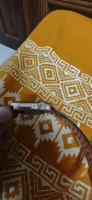 অ্যাপল ওয়াচ সিরিজ ৬ ৪৪মিমি জিপিএস ঘড়ি বিক্রয়ের জন্য