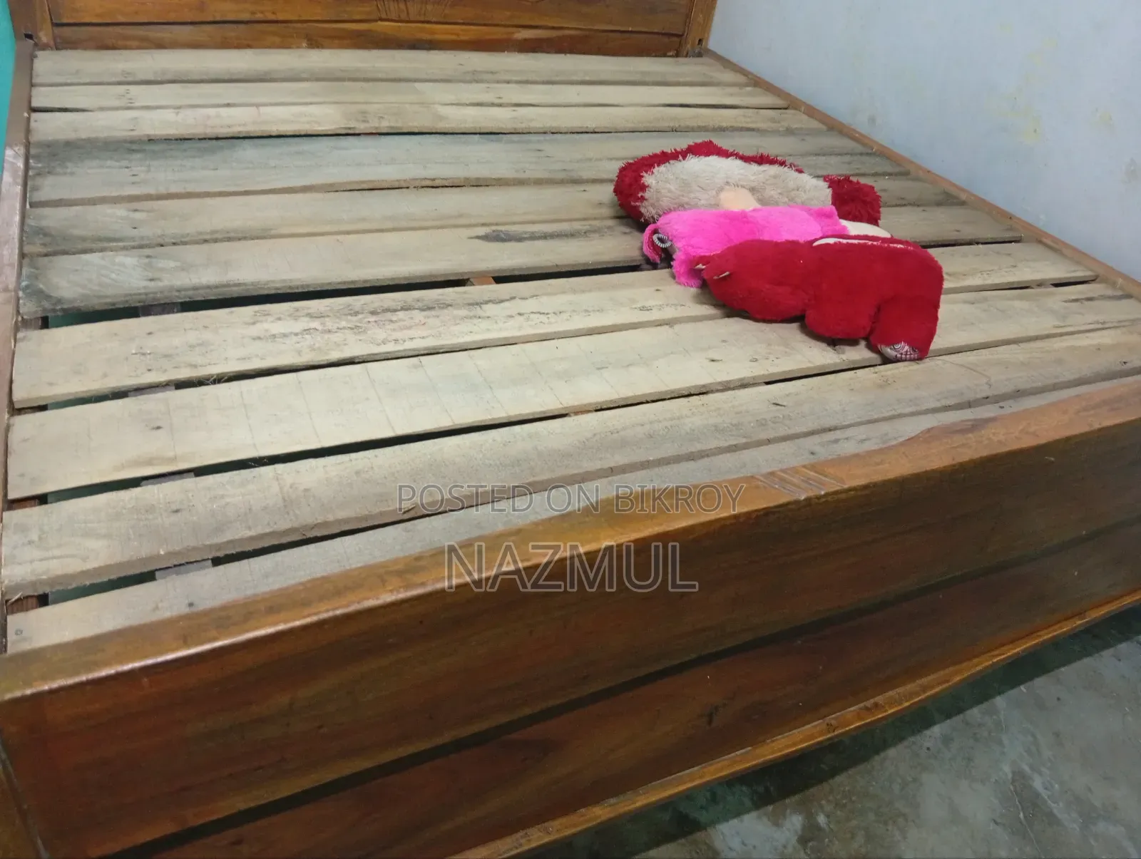 A bed and a study table will be sold
