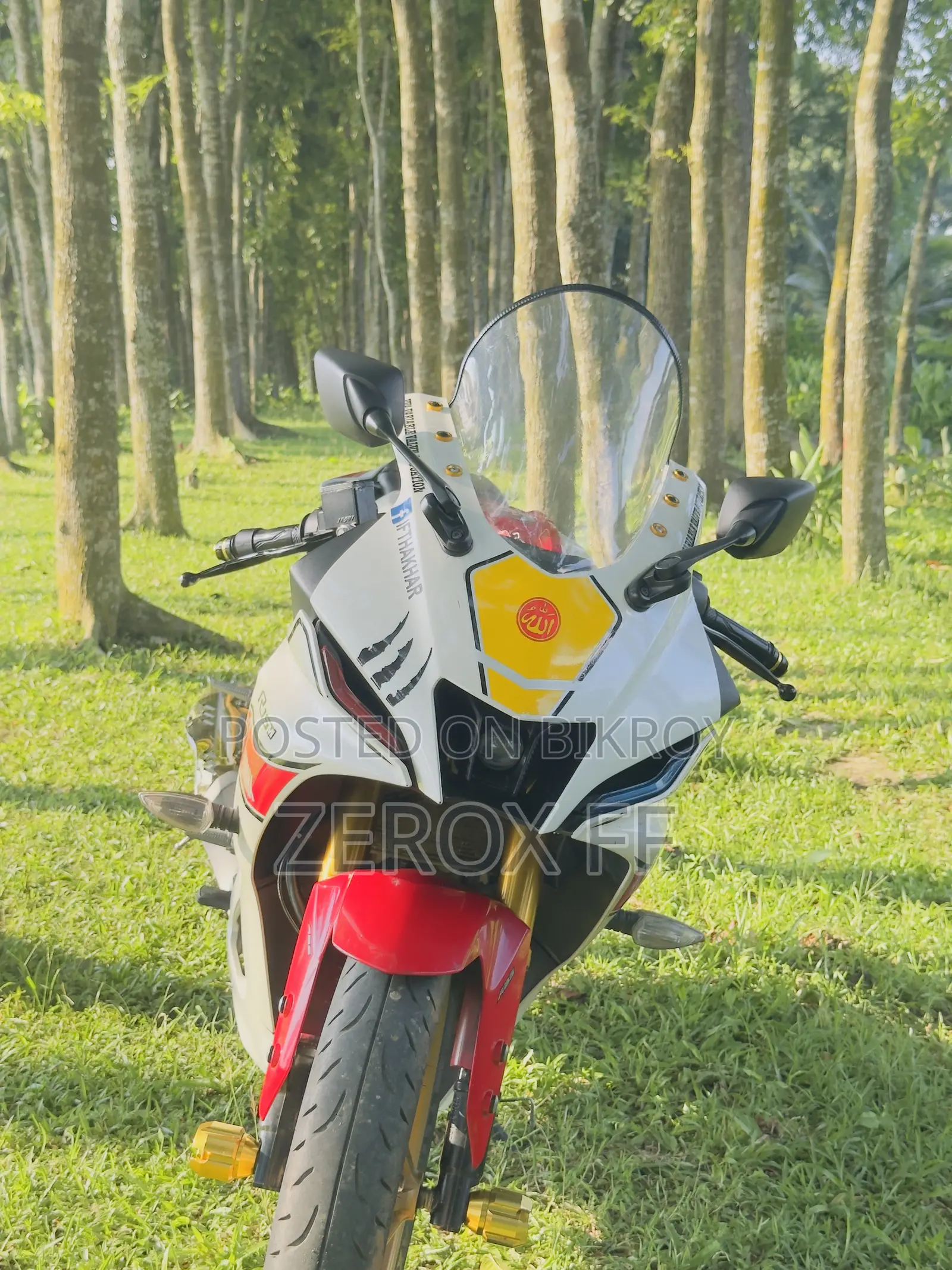 Yamaha 2023 White
