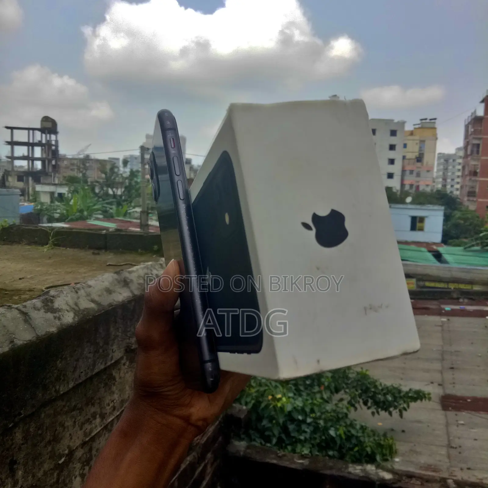 Apple iPhone 11 64 GB Black