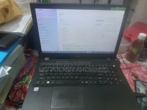 Laptop Acer Extensa 2520 8GB Intel Core I5 HDD 1T
