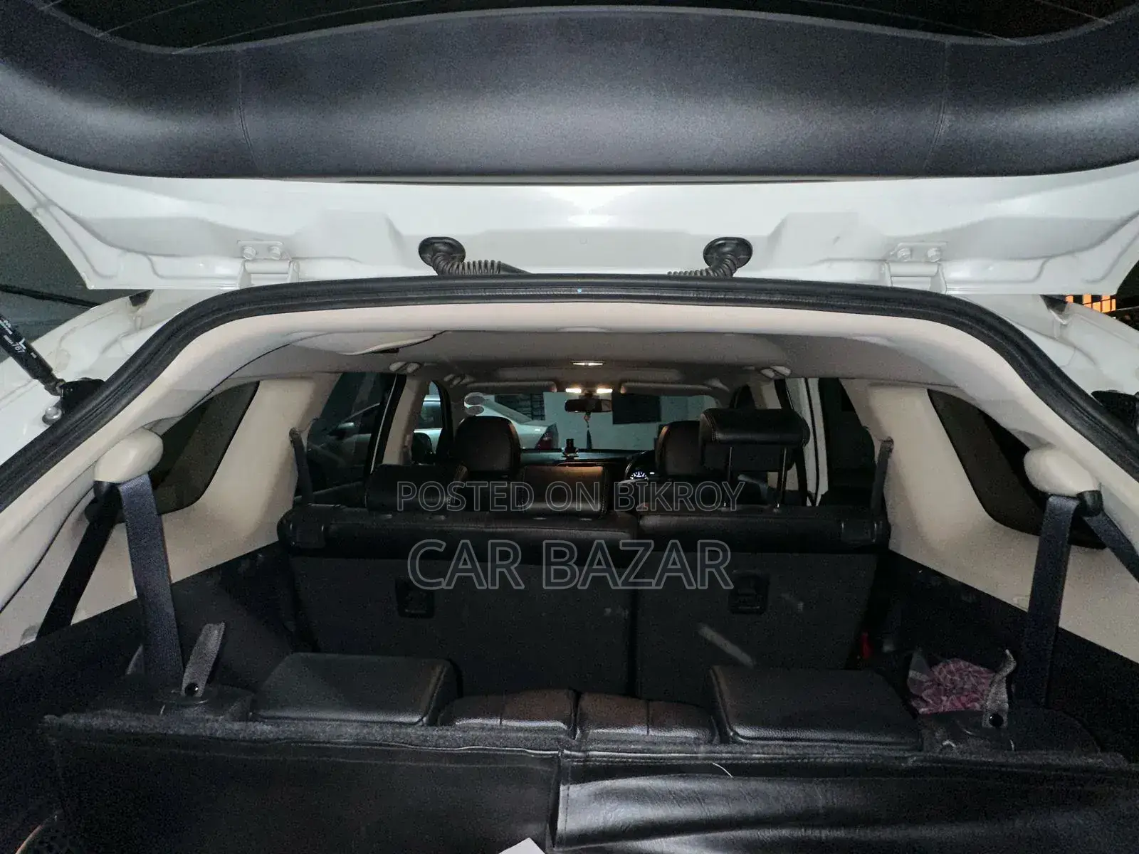 Mitsubishi Outlander 2018 Off White
