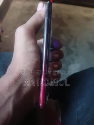 Vivo Y15 64 GB Red