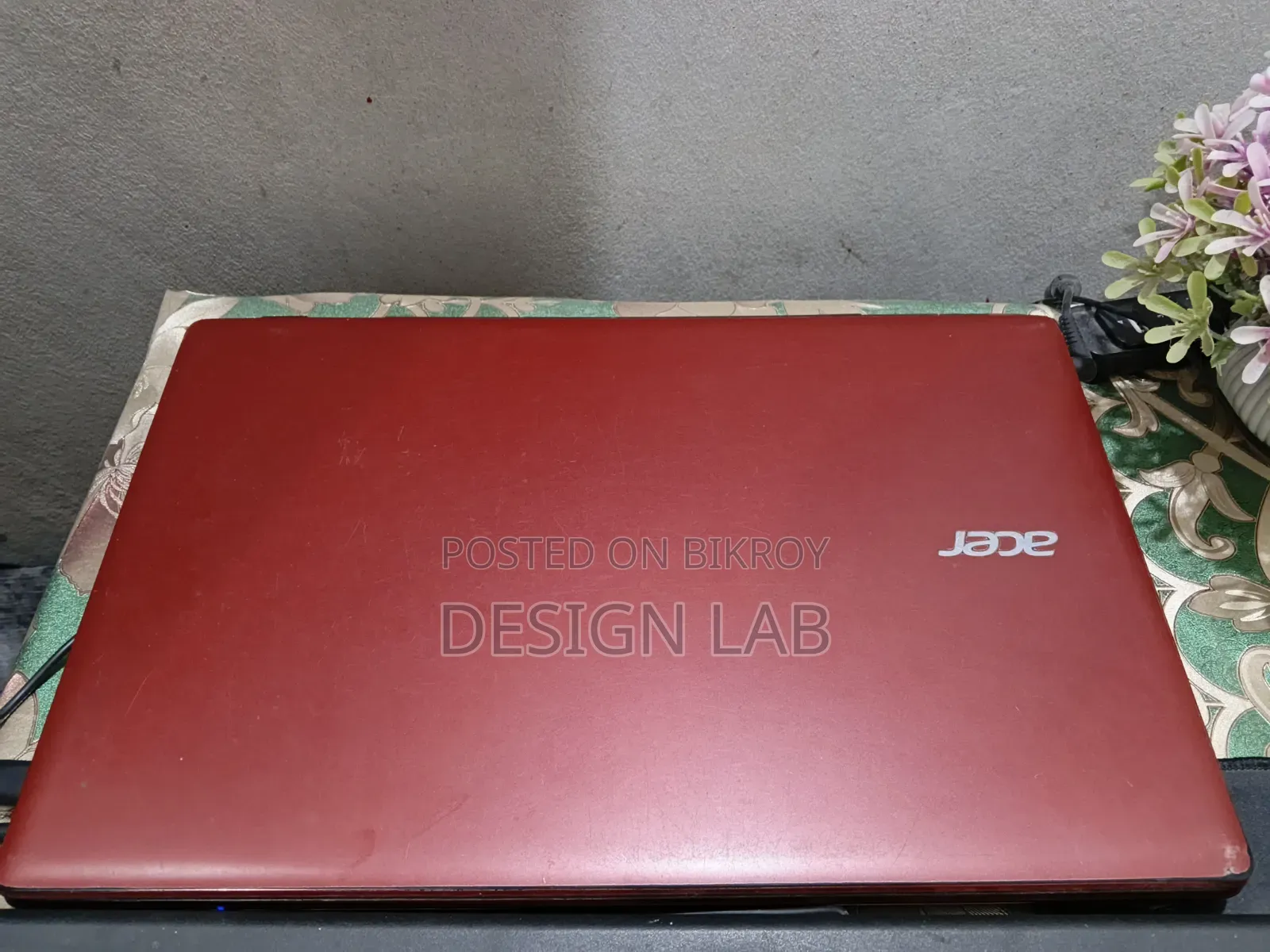 Laptop Acer Aspire E5-571 8GB Intel Core I5 HDD+SSD 750GB