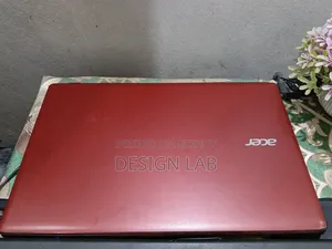 Laptop Acer Aspire E5-571 8GB Intel Core I5 HDD+SSD 750GB