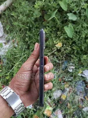 Vivo Y20 64 GB Black