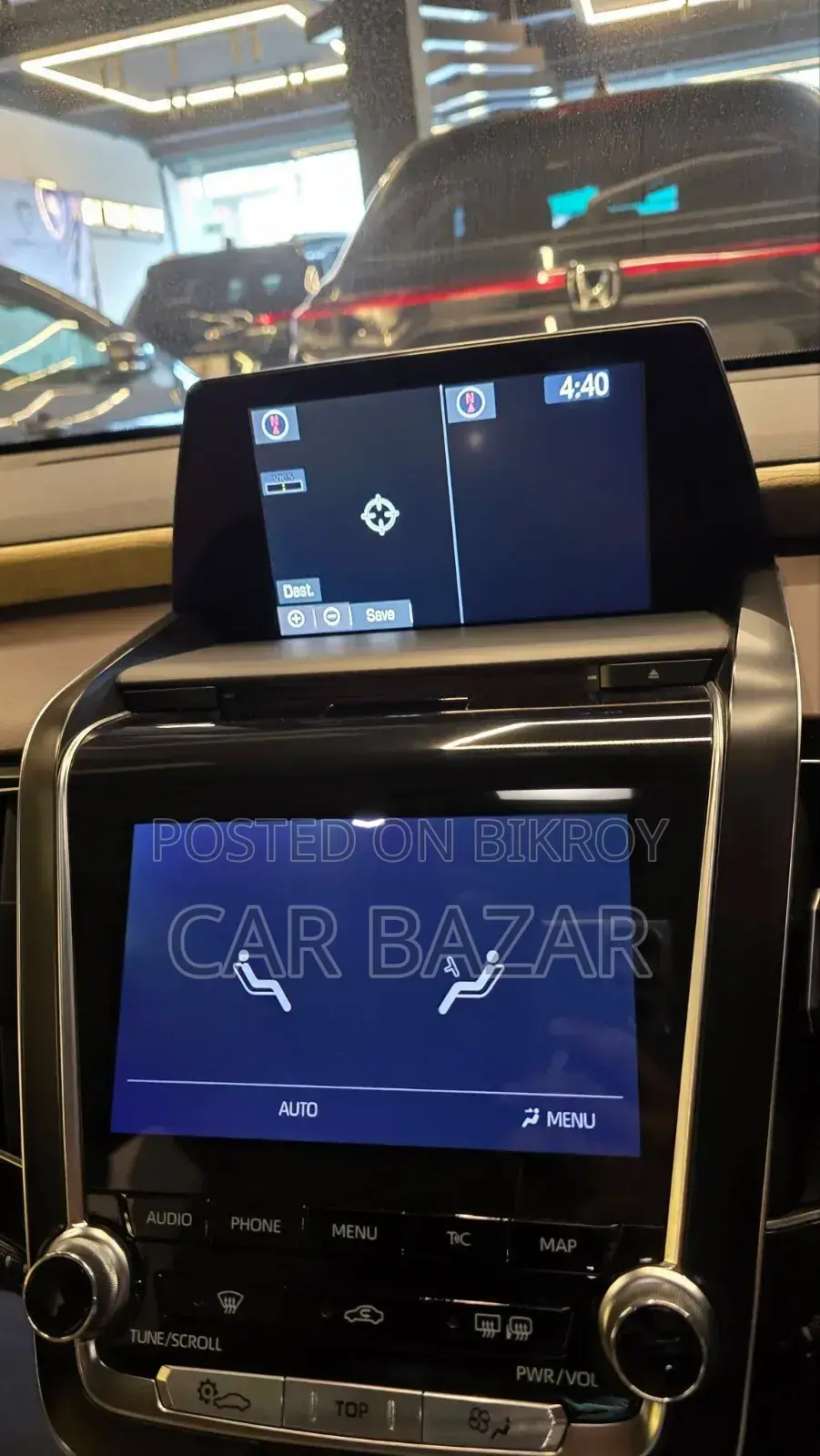 Toyota Crown 2019 Off White