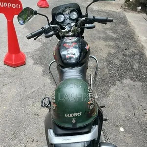 Bajaj Pulsar 150 2025 Black