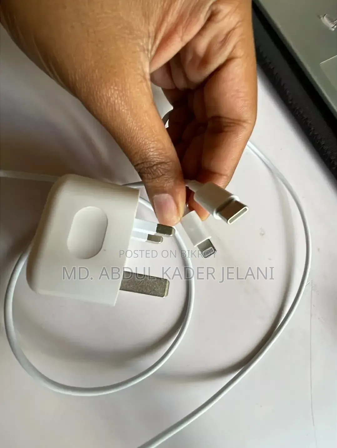 Apple White