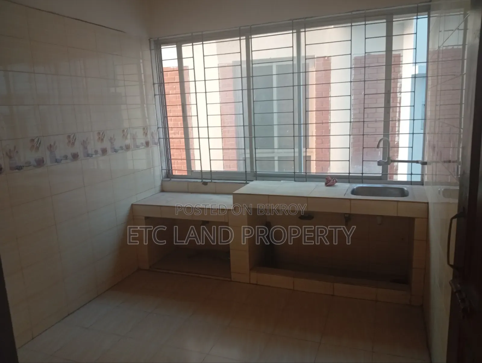 3-Bedroom Apartment in Basabo, Nandipara for Sale