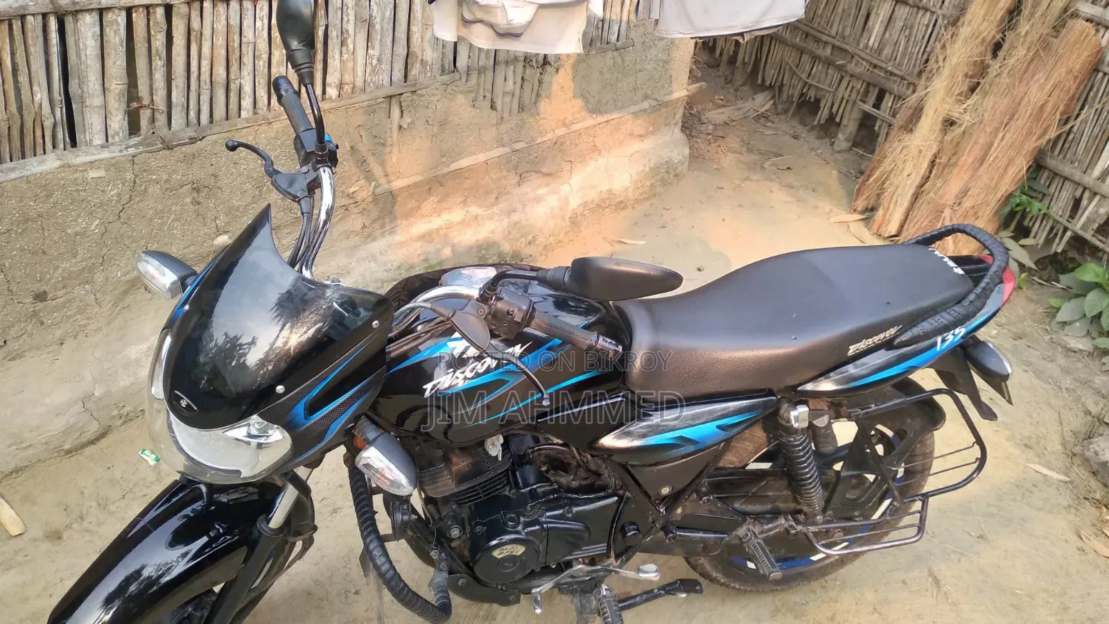 বাজাজ ডিসকভার ১৩৫ ২০১০ কালো