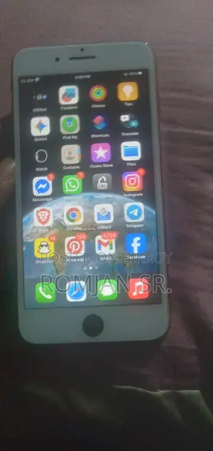Apple iPhone 8 Plus 64 GB Red