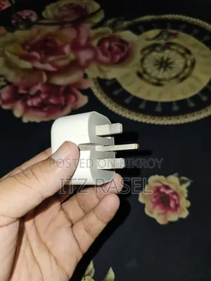 Apple 100% Original Adaptor