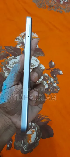 New Infinix Smart 10 64 GB White