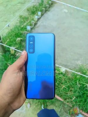 Vivo Y73s 128 GB Silver