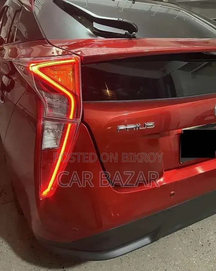 Toyota Prius 2017 Red
