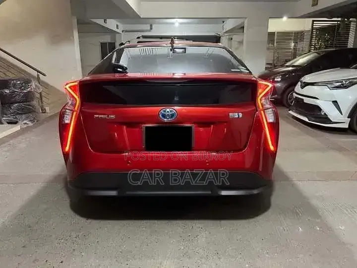 Toyota Prius 2017 Red