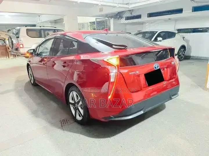 Toyota Prius 2017 Red
