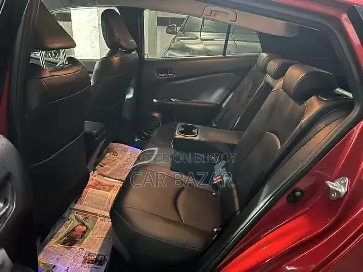 Toyota Prius 2017 Red