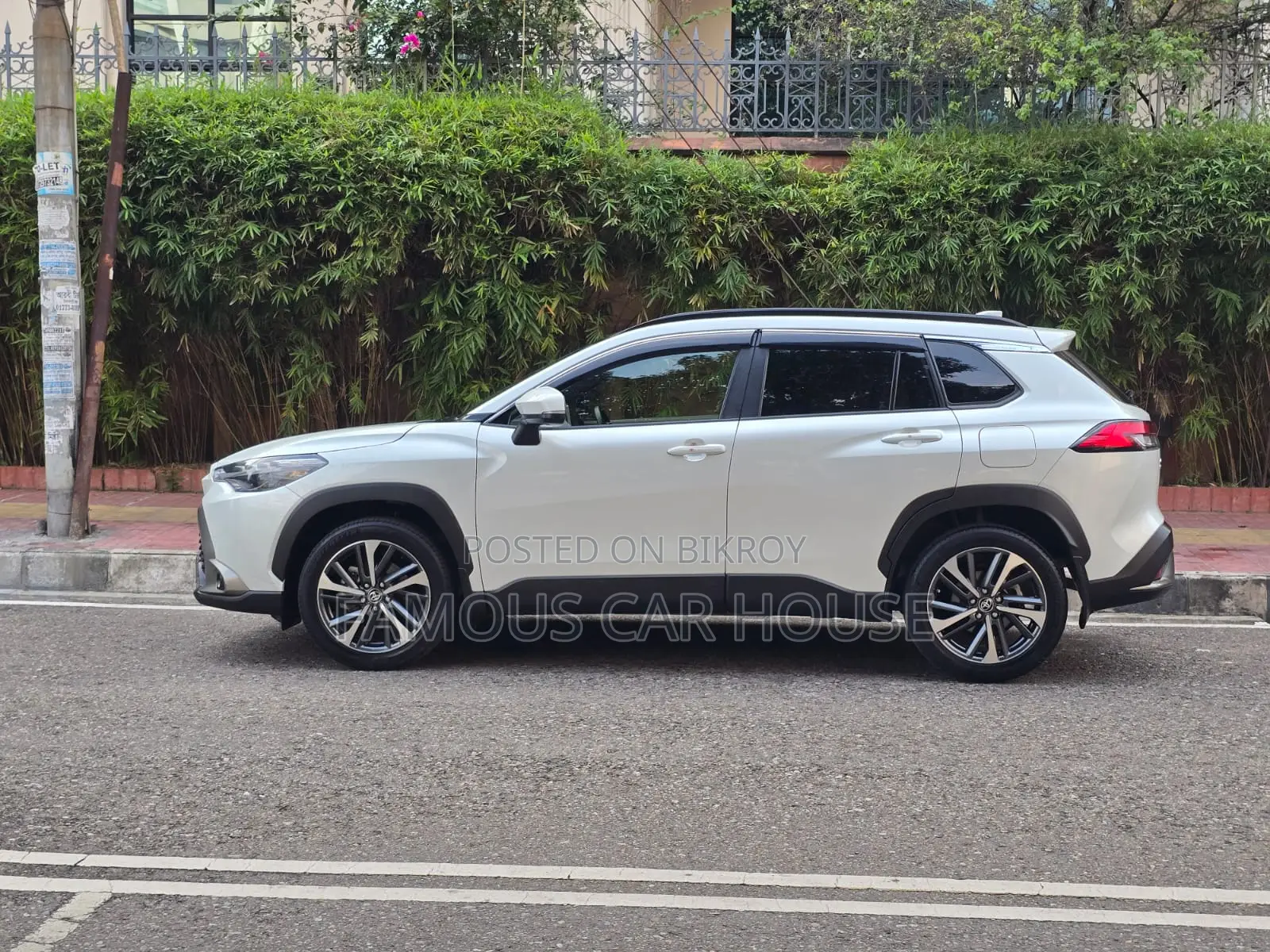 Toyota Corolla Cross 2023 Pearl