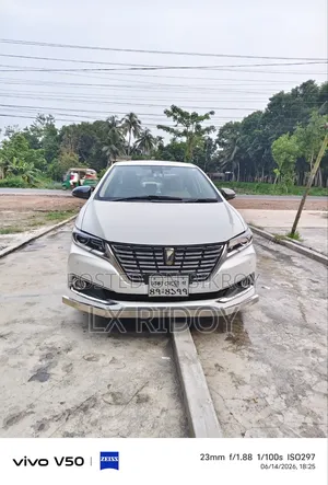Toyota Premio 2016 White