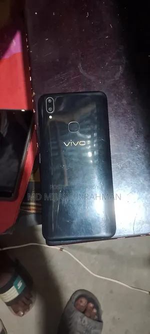 Vivo Y17 64 GB Black
