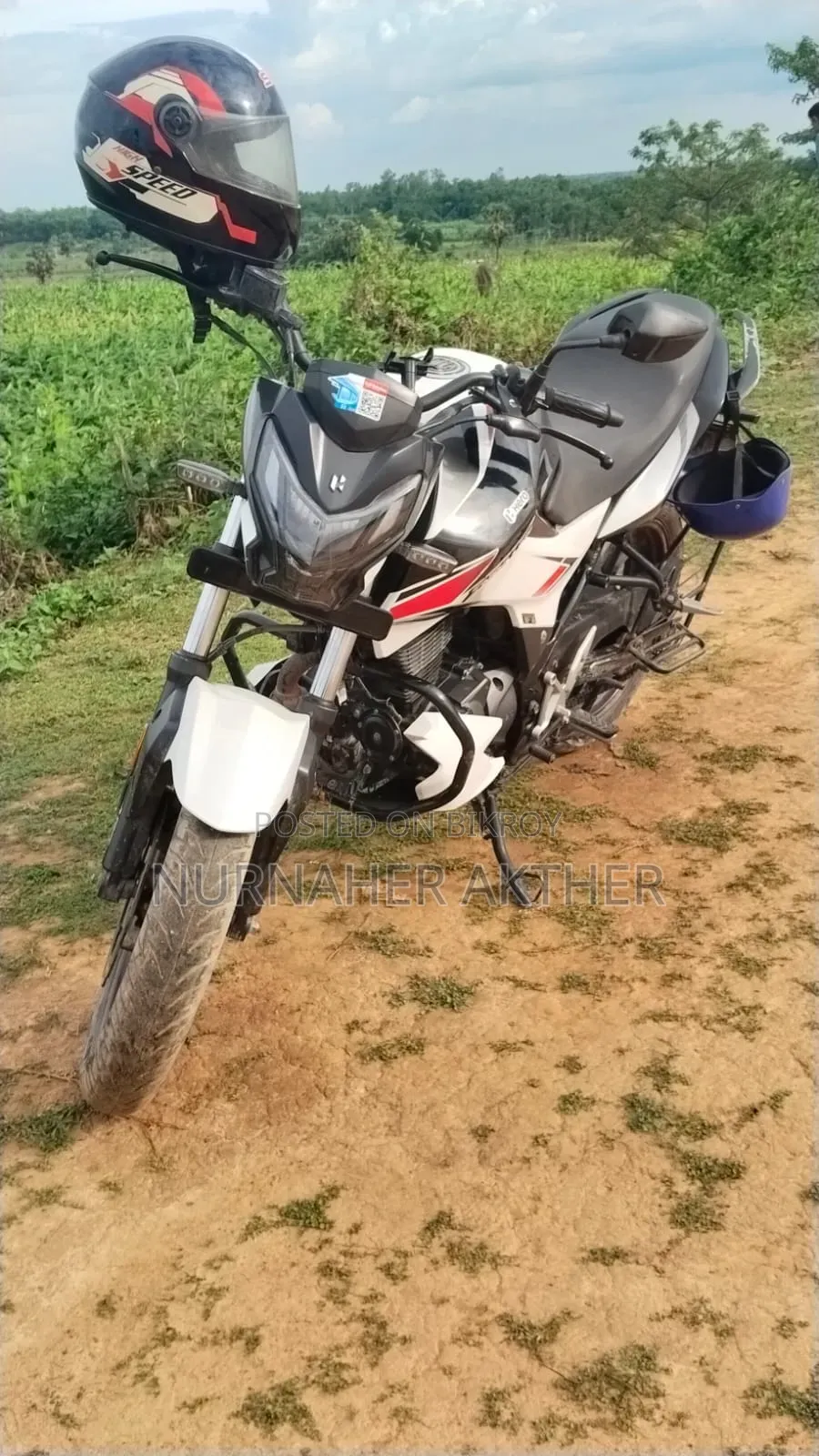 Hero Thriller 160R 2021 White