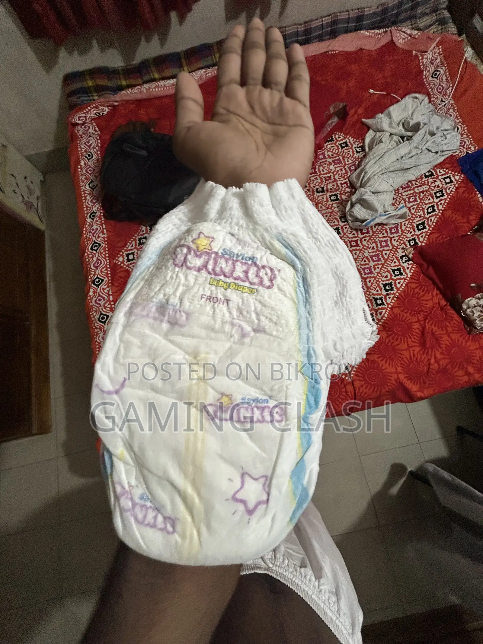 Bag Carry Bag And 13 Pices Diaper