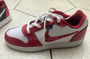 আসল নাইকি স্নিকার্স (Nike Ebernon Low Prm)