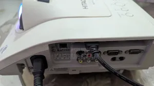 Hitachi LCD Projector Cp-Cx300wn Super Short Throw Hdmi